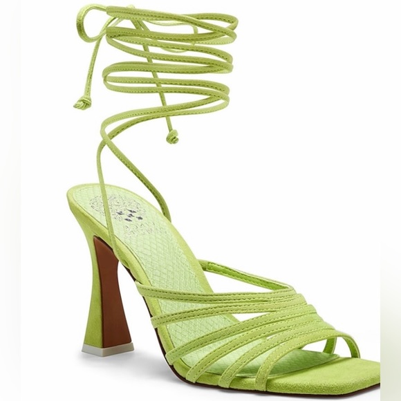 VINCE CAMUTO ROSELIAN STRAPPY ๐ก SANDALS ๐ก - Picture 2 of 4